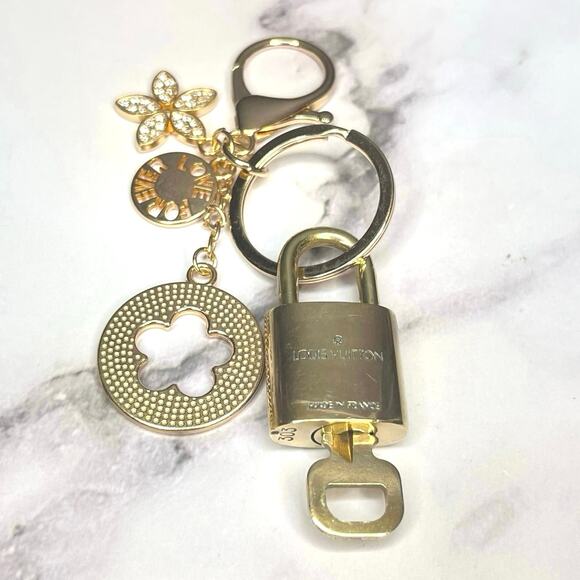 Louis Vuitton Gold Padlock & Key Set #303 w/ a Pink Flower Charm Keychain - Picture 2 of 5